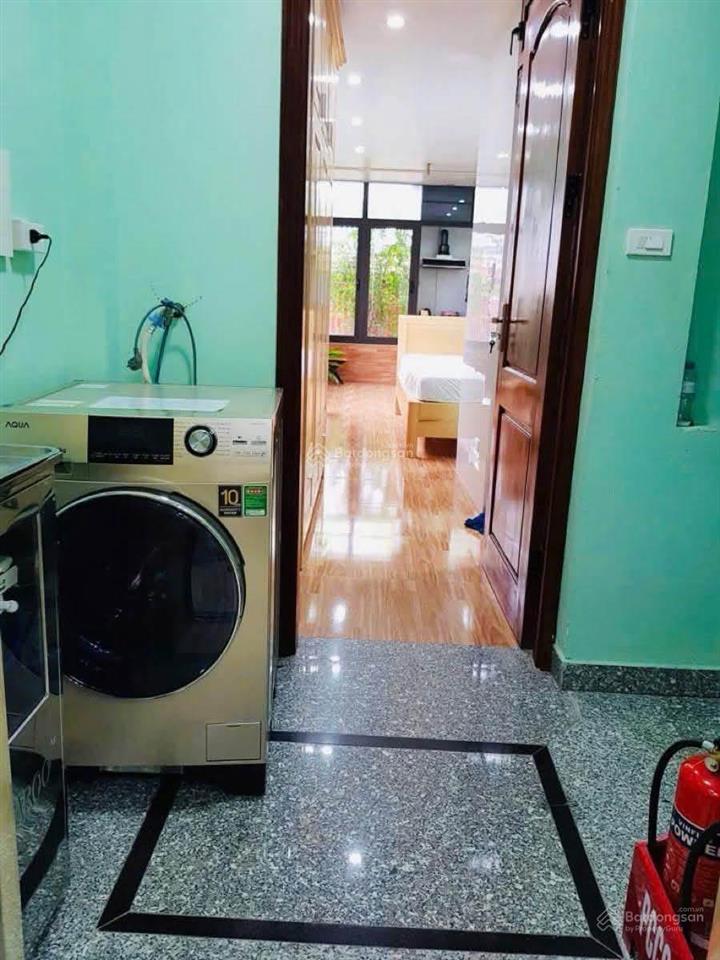Bán nhà dân xây phố ngọc hàba đình33m24 tầngmặt tiền 4mtrước nhà 3.5msổ đỏgiá 7.8 tỷ