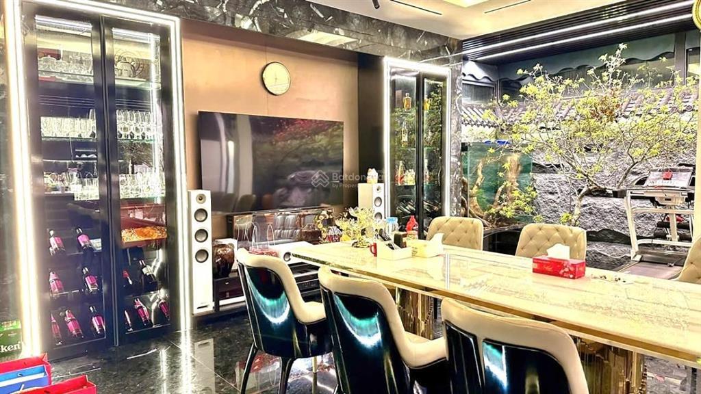 Bán biệt thự aeon mail hà đôngdiện tích 240m24 tầngmặt tiền 10mđầy đủ nội thấtsổ đỏ44 tỷ