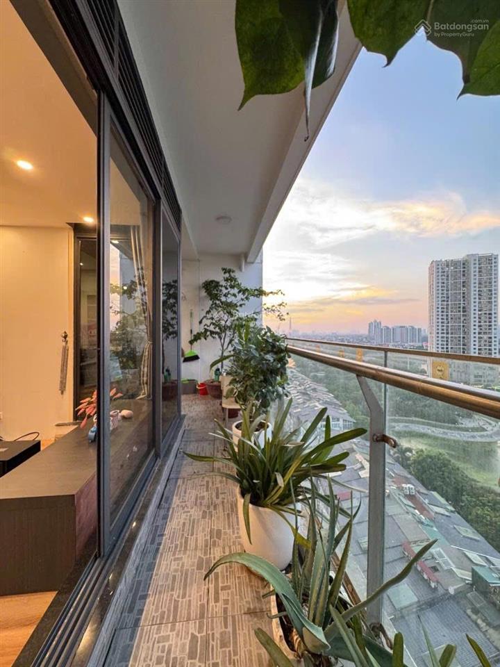 60 triệu/m2bán chung cư cao cấp mỗ lao4 ngủ3 wc3 ban công3 mặt hồ225m2sổ đỏ lâu dài13.5 tỷ
