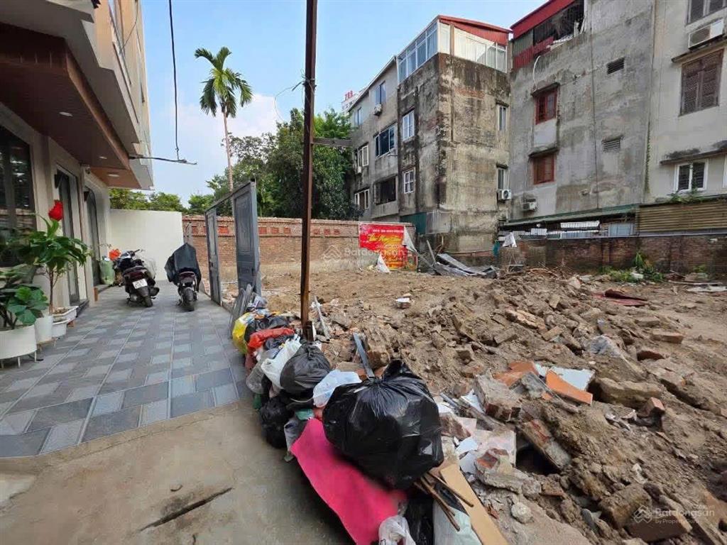Bán đất ngoại giao đoàn,xuân la,xuân đỉnh62m2mặt tiền 4mgần phốđầu tư gấpsổ đỏ9.8 tỷ