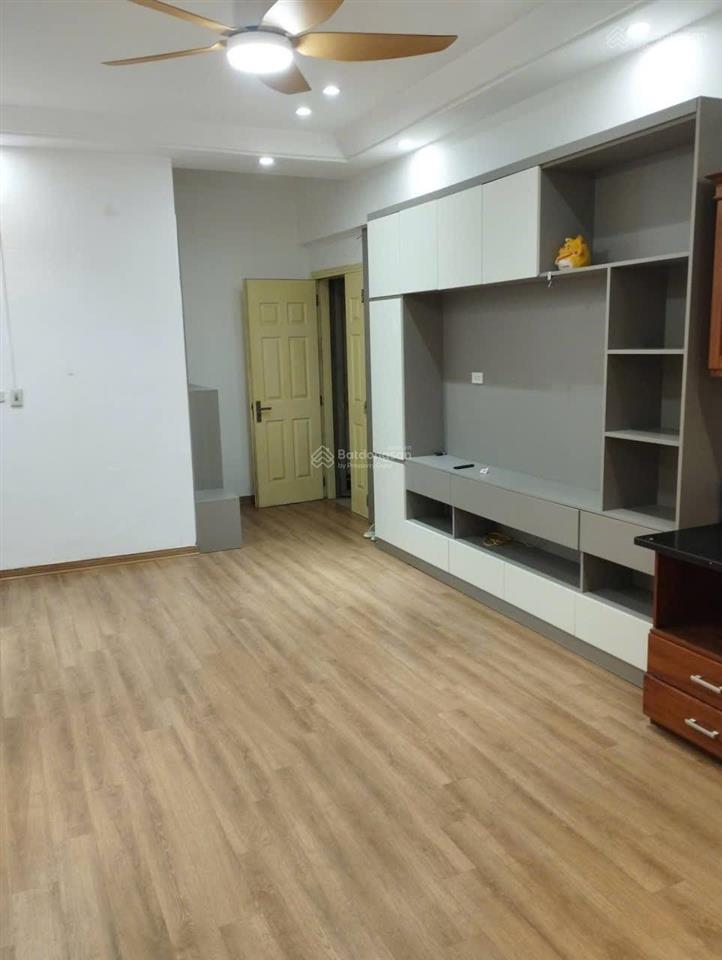 Chính chủ cho thuê căn 2 ngủ tại ct1 xa la giá thuê 7 triệu/tháng, nhà đẹp, rộng thoáng