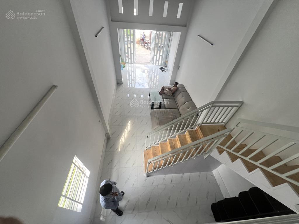Giảm mạnh còn 9,6 tỷ nhà hxt bình thành dt 226m2 (8x19m nở hậu) 2 mặt hẻm