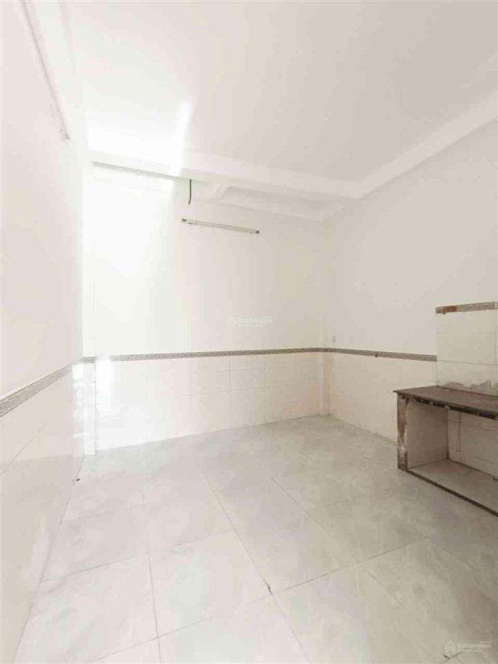 Giảm cực sâu tận đáy còn 4.8 tỷ (giá cũ 6,6 tỷ) nhà mặt tiền đường bình tân sát tân phú, dt 61m2