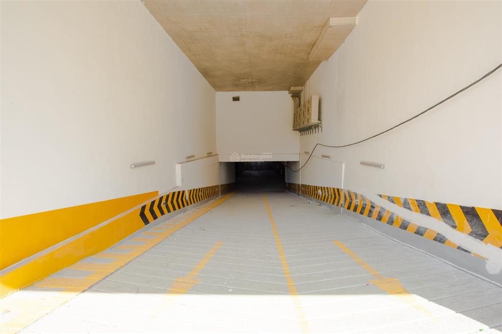 Chính chủ cần bán căn hộ 2 phòng ngủ hinode city 201 minh khai  sổ đỏ  có slot xe ô tô  full đồ