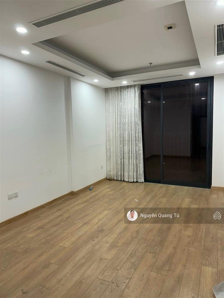 Chính chủ gửi bán căn hộ 2pn hinode city minh khai 80m tim tường nhỉnh 8 tỷ sổ đỏ sẵn