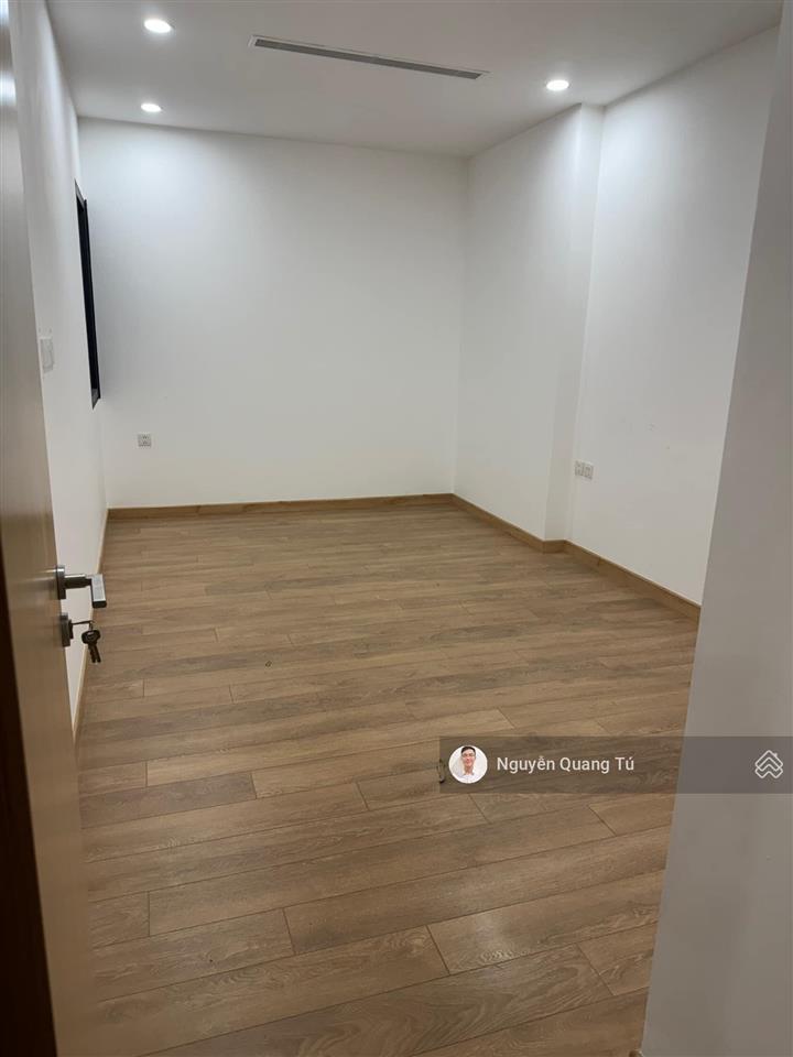Chính chủ gửi bán căn hộ 2pn hinode city minh khai 80m tim tường nhỉnh 8 tỷ sổ đỏ sẵn