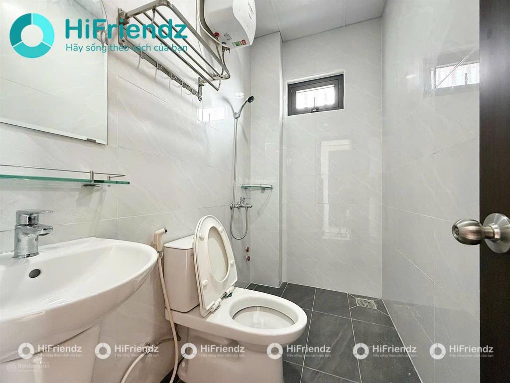 Cho thuê căn hộ dịch vụ cao cấp mới 100%  dạng studio ban công, cửa sổ  full nt  máy giặt riêng