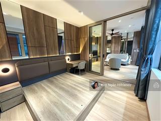 1 phòng ngủ nội thất cao cấp  tone luxury  ngay cầu thủ thiêm  có ban công siêu thoáng