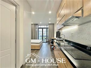 Căn hộ nội thất siêu luxury  tone cực sang  có ban công  giặt sấy riêng  gần cầu thị nghè, q1