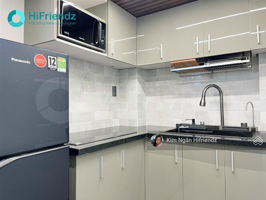 Duplex tone luxury  không giới hạn người và xe  giặt sấy riêng ngay bến xe miền đông