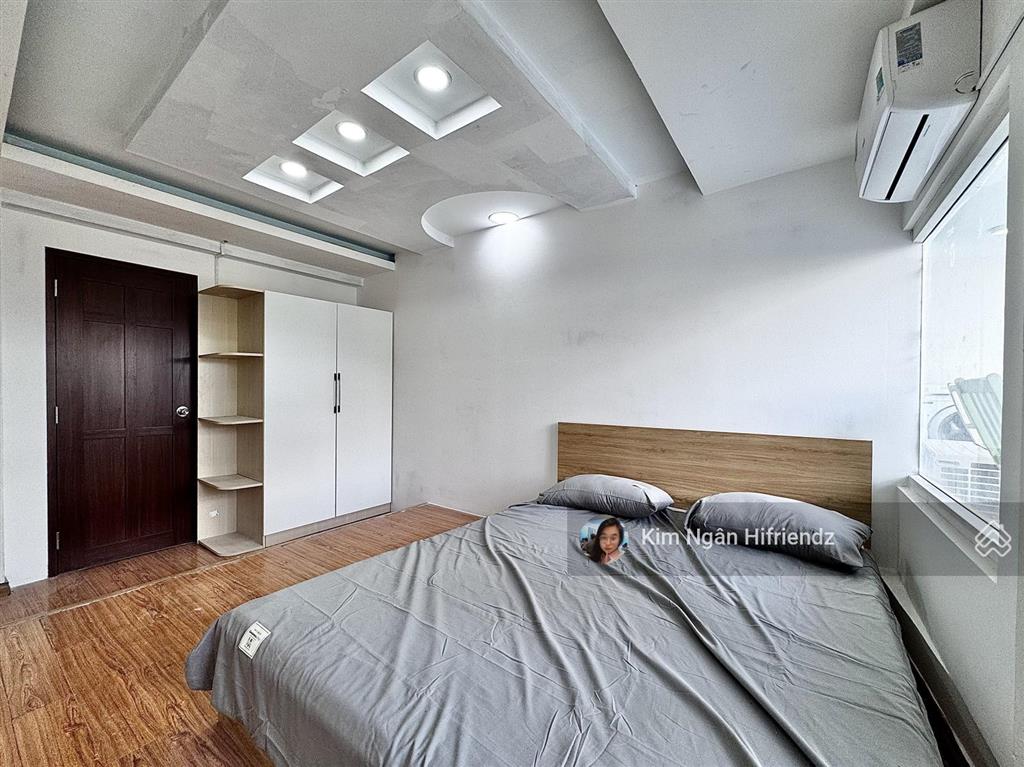 Siêu phẩm 2 phòng ngủ  diện tích cực rộng 80m2  có ban công  ko giới hạn người và xe