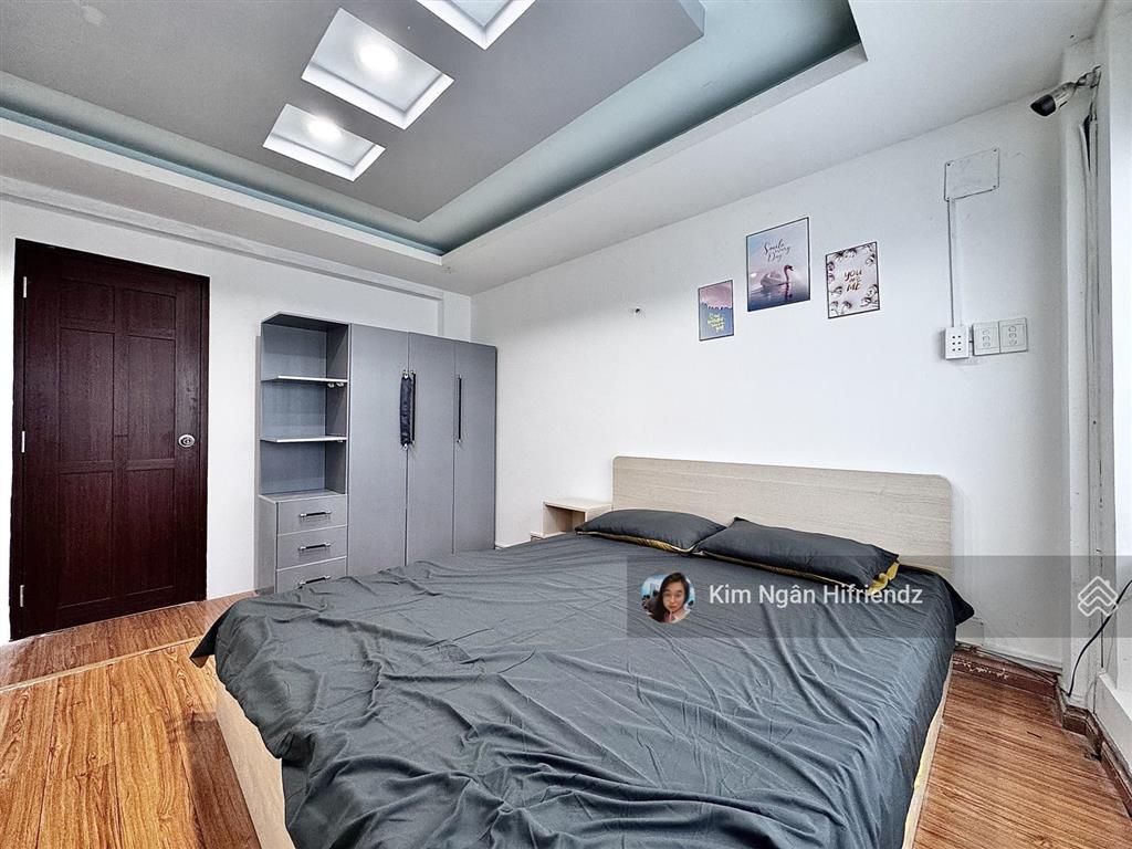 Siêu phẩm 2 phòng ngủ  diện tích cực rộng 80m2  có ban công  ko giới hạn người và xe