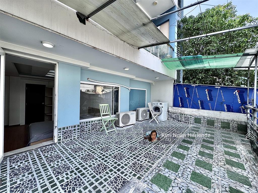 Siêu phẩm 2 phòng ngủ  diện tích cực rộng 80m2  có ban công  ko giới hạn người và xe