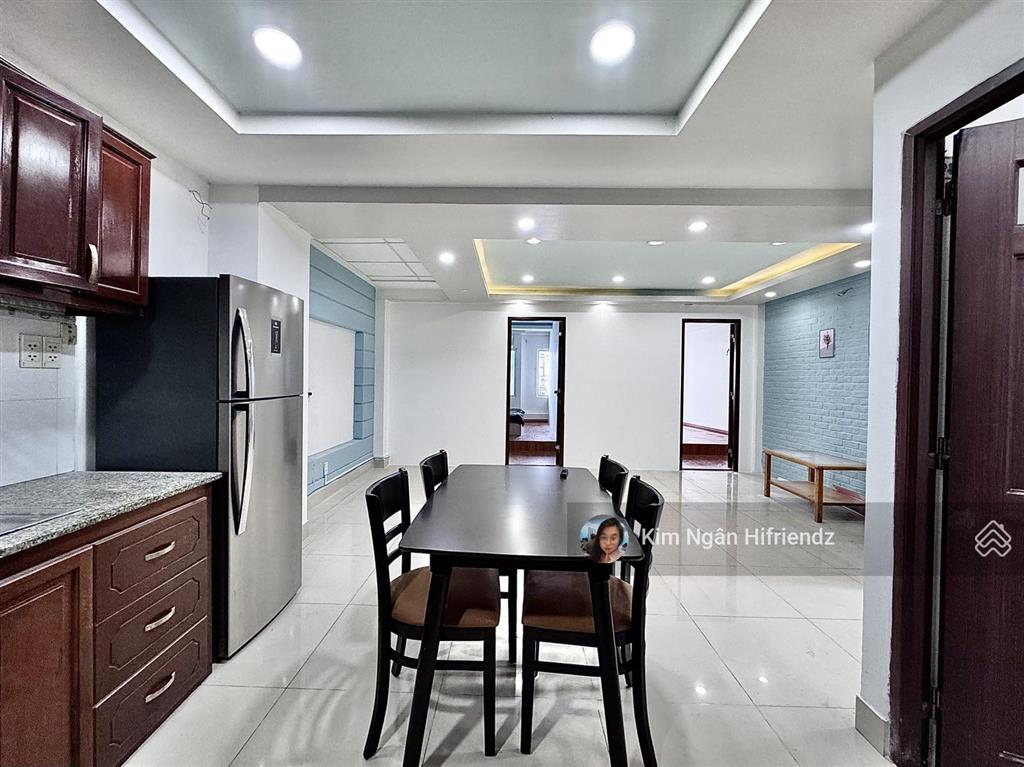 Siêu phẩm 2 phòng ngủ  diện tích cực rộng 80m2  có ban công  ko giới hạn người và xe