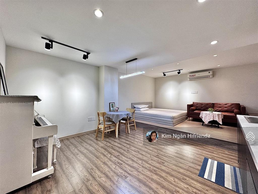 Siêu phẩm 1 phòng ngủ nội thất cao cấp  có cả ghế massage và đàn piano siêu vip  diện tích rộng