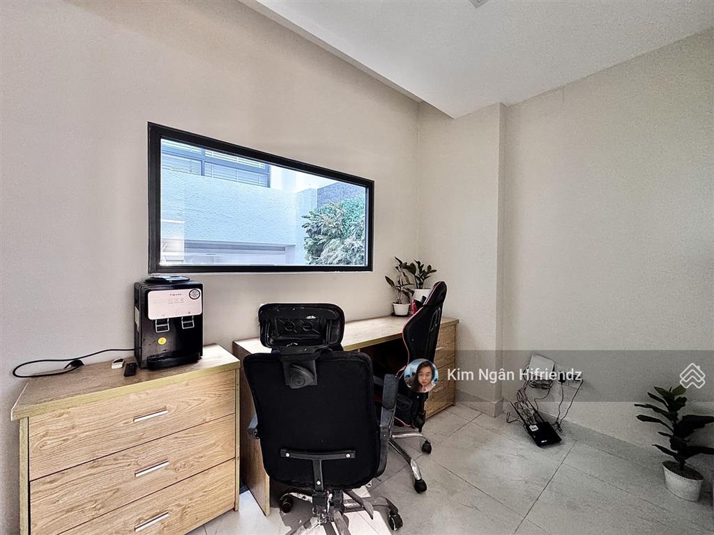 Siêu phẩm 1 phòng ngủ nội thất cao cấp  có cả ghế massage và đàn piano siêu vip  diện tích rộng