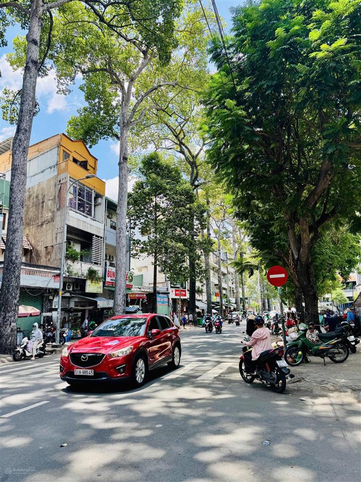 Mặt tiền hùng vương, quận 5. làn xe máy. đối diện chợ an đông  14.5x35  ctxd hầm 10 tầng  150 tỷ