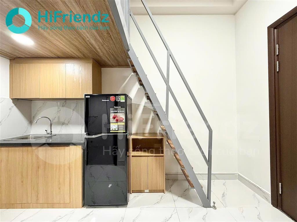 Chính chủ khai trương toà nhà có gác bancol full nội thất máy giặt riêng cách đh ngoại thương 5p