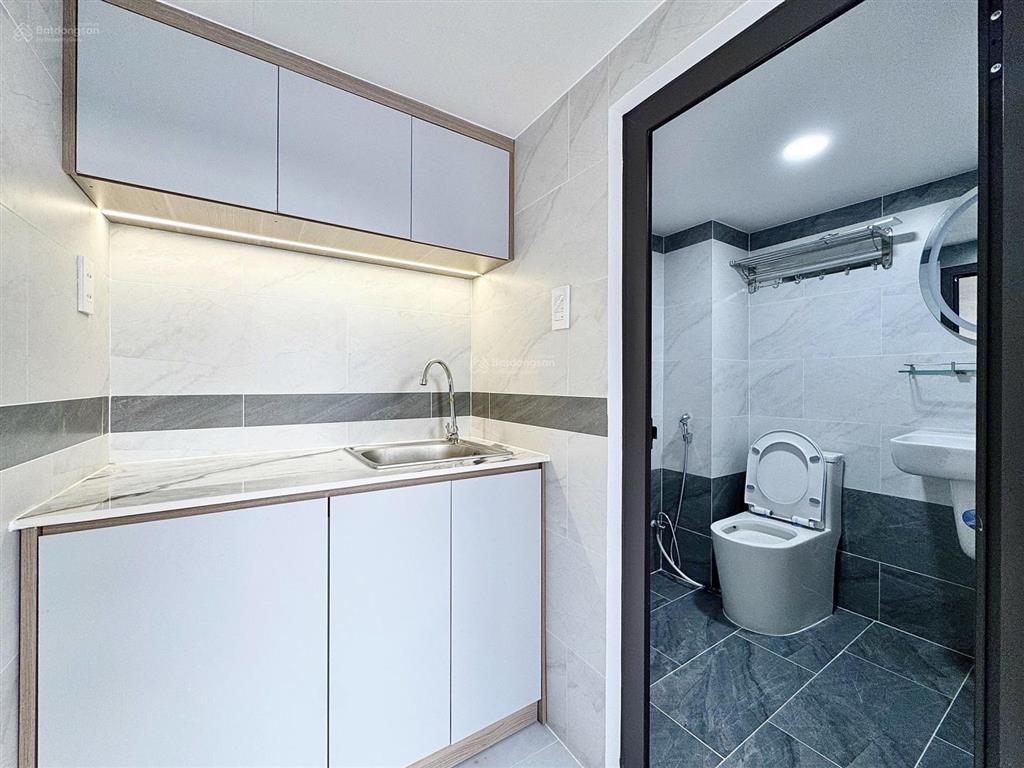 Chính chủ mới hoàn công duplex full nt bancol thang máy ngay vòng xoay đồng hồ đbp qua q1 5p