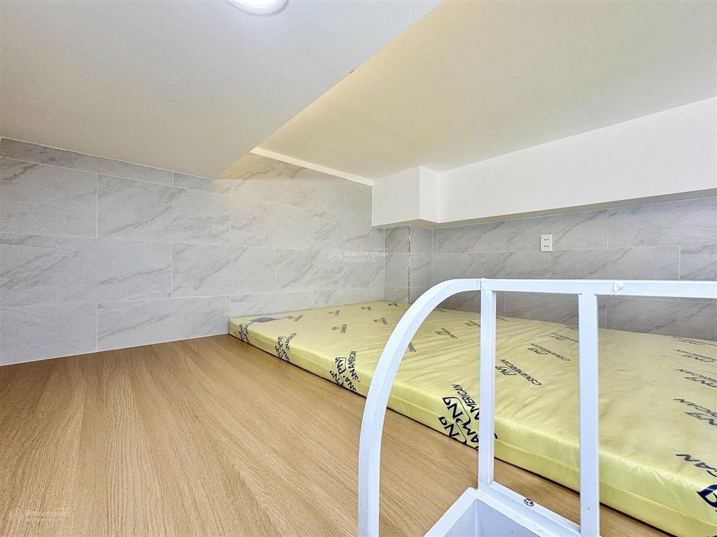 Chính chủ mới hoàn công duplex full nt bancol thang máy ngay vòng xoay đồng hồ đbp qua q1 5p