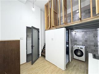 Chính chủ cho thuê duplex gác đứng có sân riêng 35m2 full nt mg riêng ngay ngã tư hàng xanh