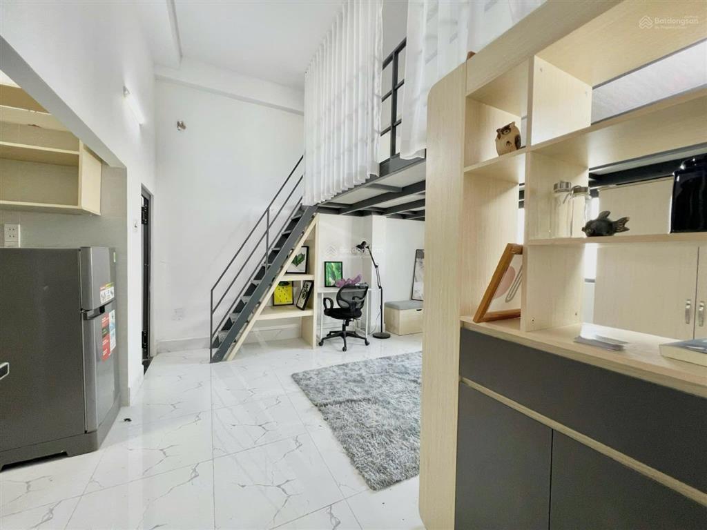 Chính chủ cho thuê duplex gác đứng ban công full nt không giới hạn người và xe ngay đh văn lang