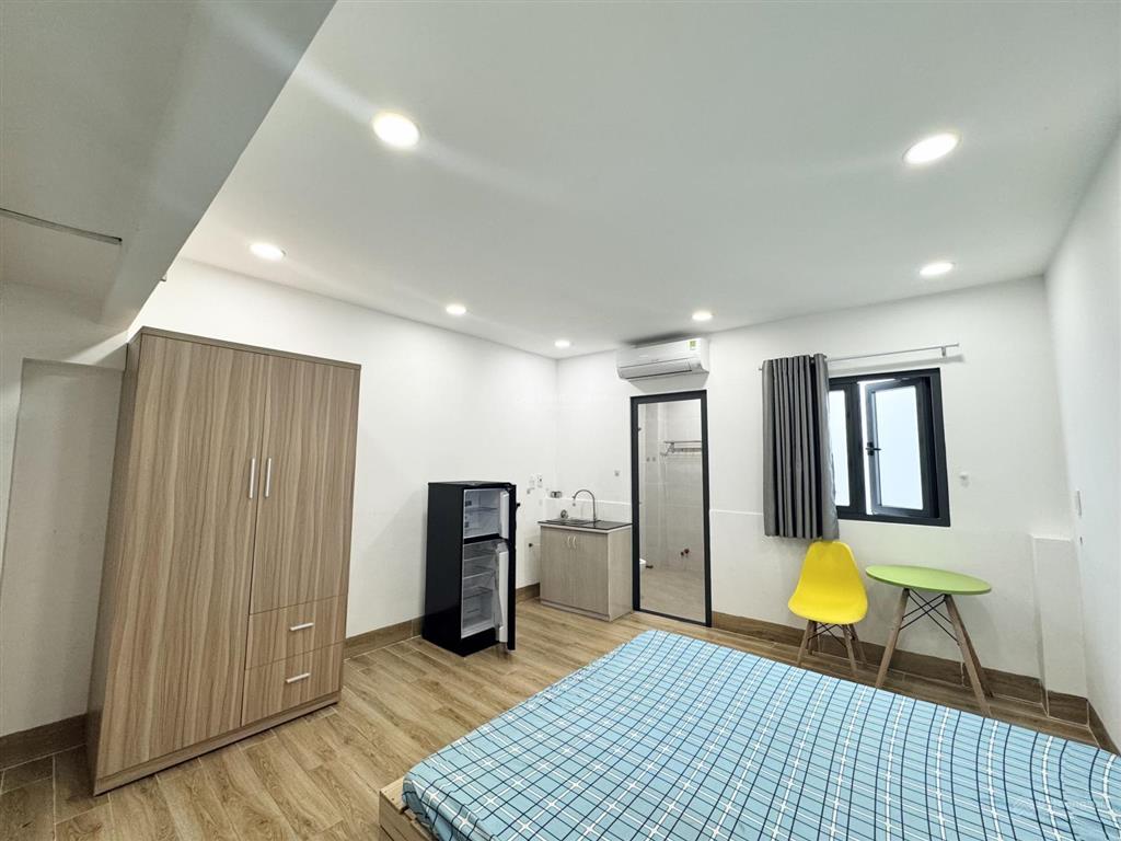 Chính chủ cho thuê studio full nt mới thoáng có giặt sấy ngay vincom nguyễn xí, giá hạt dẻ