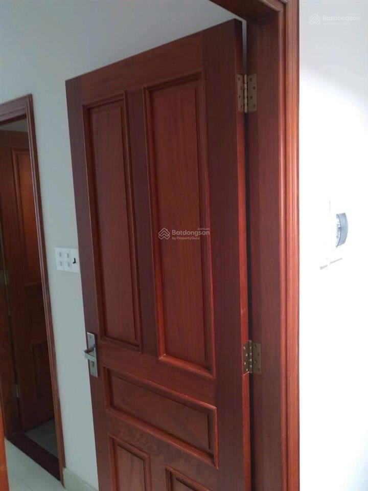 Chính chủ mới hoàn công nhà mới rộng rãi 1 trệt 3 lầu ban công thoáng ngay khu du lịch văn thánh