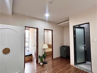 Cho thuê 2 phòng ngủ thoáng rộng rãi thiết kế hiện đại thang máy tận phòng ngay ngã tư phú nhuận