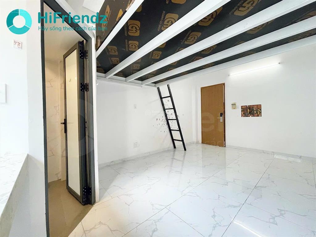 Chính chủ cho thuê duplex phòng thoáng rộng không giới hạn người xe thang máy hầm xe cách đhgtvt 5p