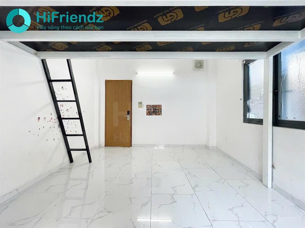 Chính chủ cho thuê duplex phòng thoáng rộng không giới hạn người xe thang máy hầm xe cách đhgtvt 5p