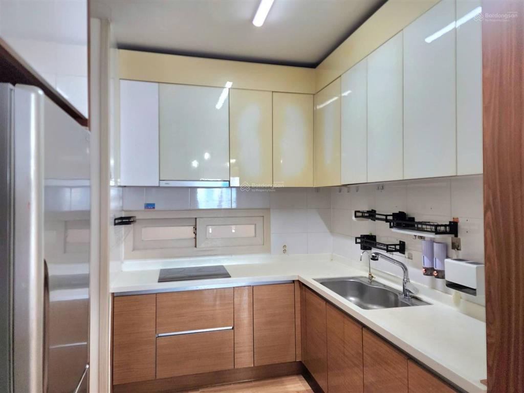 Chính chủ cần bán trước tết căn cc cao cấp ct4 booyoung vũ trọng khánh, mỗ lao. full nội thất sịn