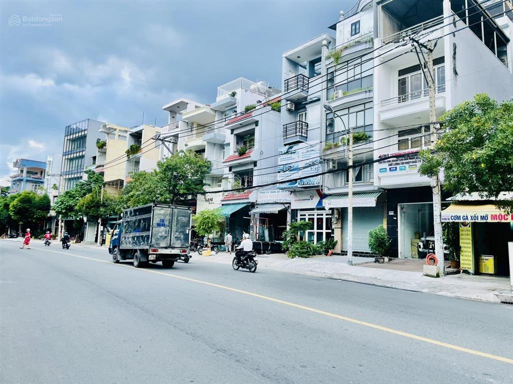 Bán nhà bình thạnh, nhà 2 tầng 2 mặt tiền đường nơ trang long, diện tích 108m2, giá bán 15,8 tỷ tl