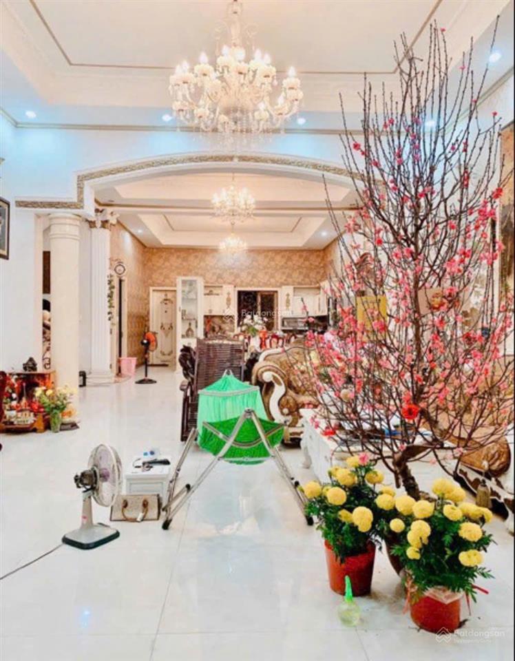 Bán căn biệt thự vip 3 tầng 2 mặt tiền hxh đường lê quang định, 268m2, giá 29 tỷ tl