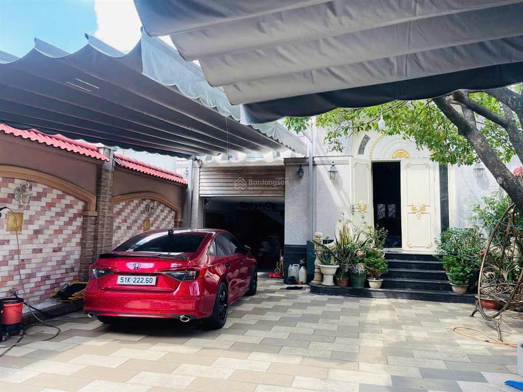 Bán căn biệt thự vip 3 tầng 2 mặt tiền hxh đường lê quang định, 268m2, giá 29 tỷ tl