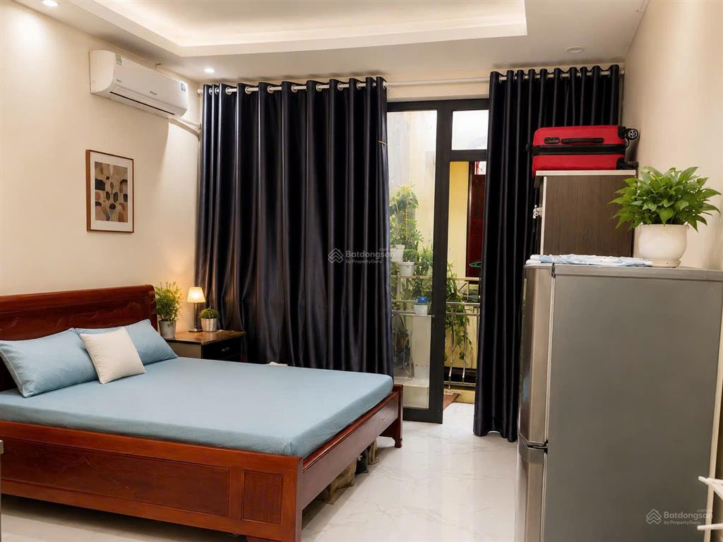 Cho thuê phòng khép kín ban công rộng tại ngõ 262a nguyễn trãi (chính kinh) ga thượng đình