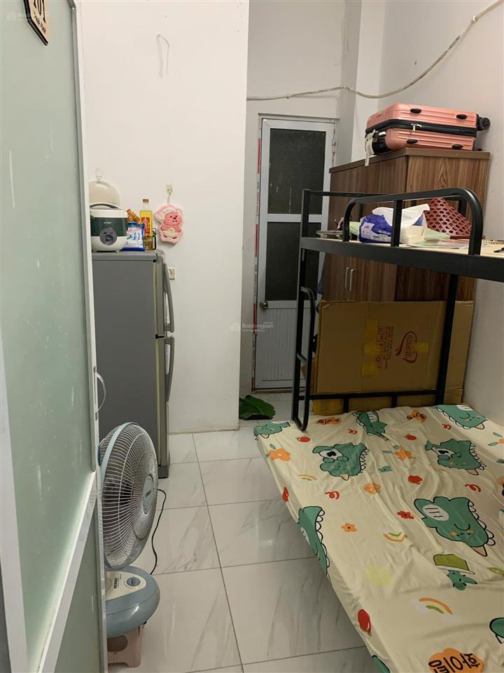 Còn 1 phòng đơn khép kín 93 tô hiệu, hà đông (trung tâm hà đông) chỉ 2,7tr/tháng