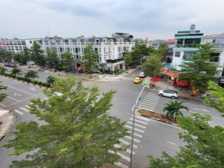 Nhà 5 tầng 150m2 , có ô chờ thang máy, ô tô đỗ cửa , vừa ở vừa kinh doanh tại phúc thọ , hà nôi