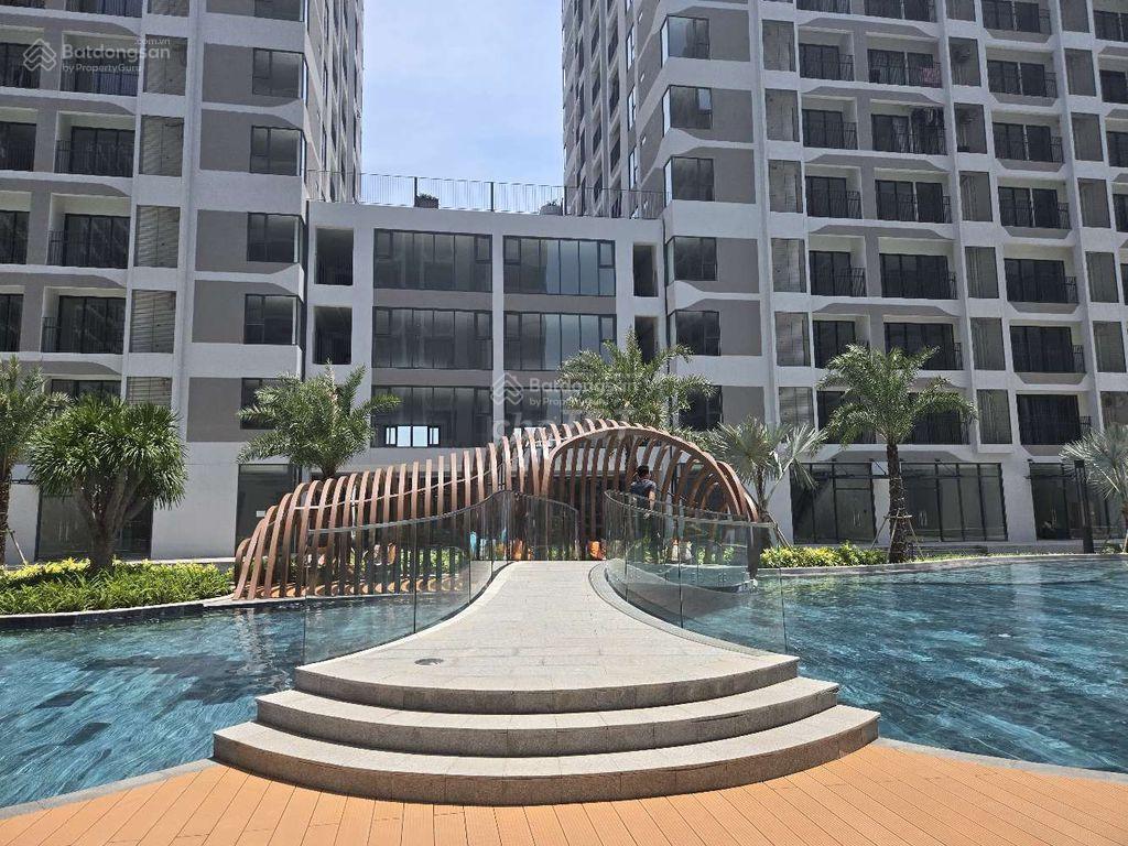 Bán căn hộ block c, tầng 18 mt eastmark, q. 9. dt 70m2, gồm 2pn, 2wc nhà mới, sổ hồng giá 4.2 tỷ