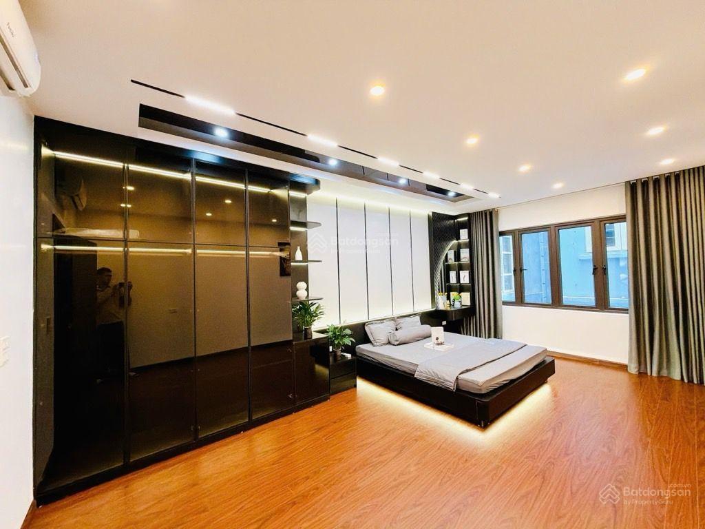 Bán nhà phố nguyễn trãi, gần ngã tư sở 52m2 mt 8.1m 5 tầng thang máy  11 tỷ 500