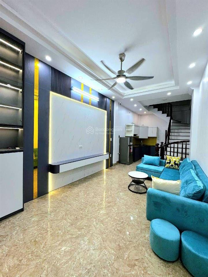 Bán nhà phố nguyễn trãi, gần ngã tư sở 52m2 mt 8.1m 5 tầng thang máy  11 tỷ 500