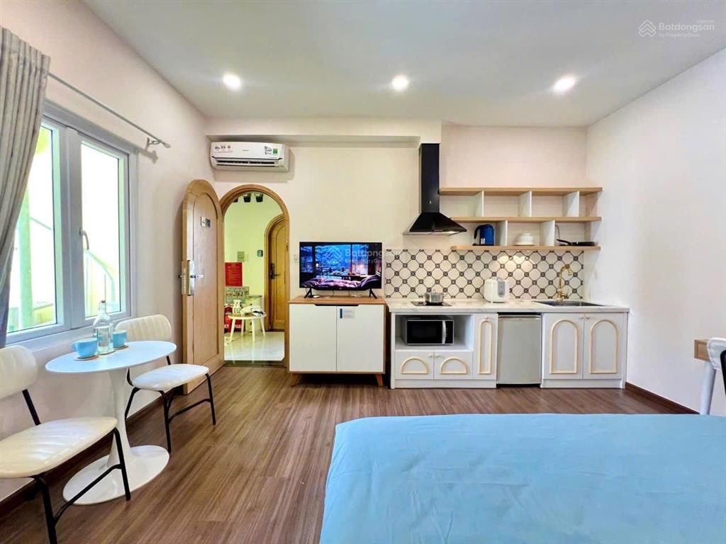 Cho thuê chdv full nội thất tại đề thám quận 1, gần bùi viện, cầu ông lãnh, chợ bến thành