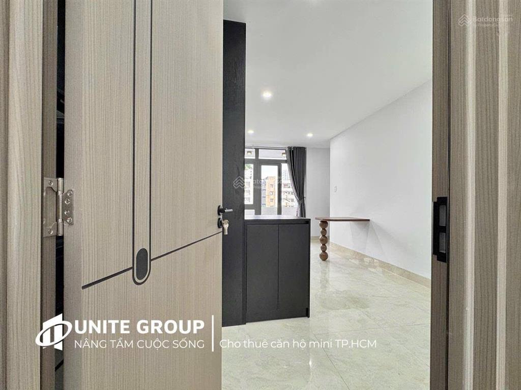 Cho thuê căn hộ studio tách bếp có ban công tại trường sa ngay trên kênh nhiêu lộc, gần q1, nhà thờ