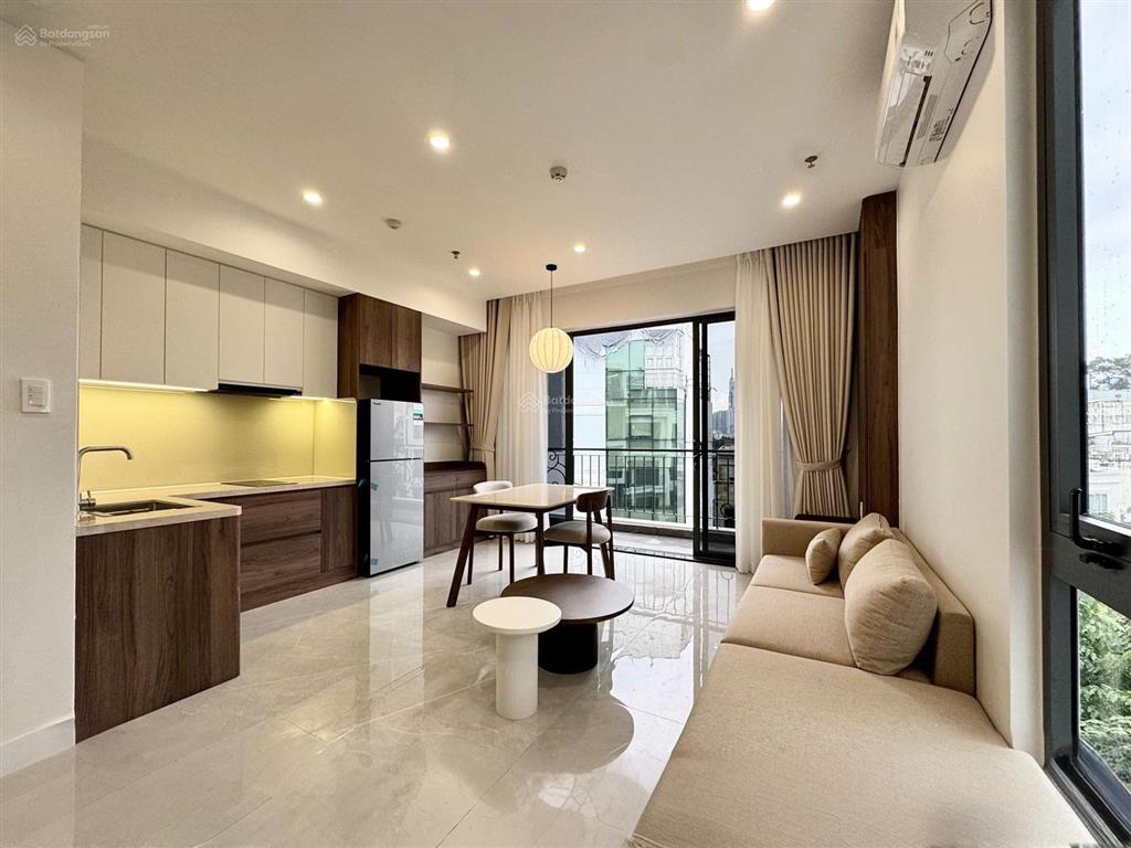 Cho thuê căn hộ 1 phòng ngủ 45m2 quận 1 có ban công, full nội thất trần quang khải, tân định