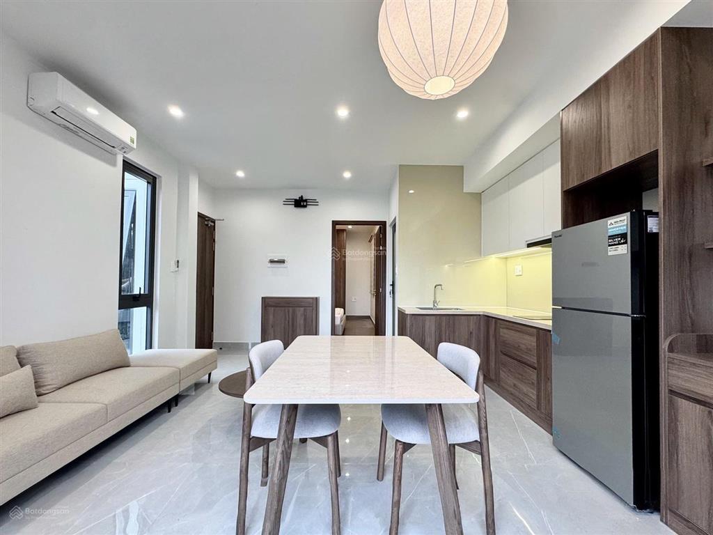 Cho thuê căn hộ 1 phòng ngủ 45m2 quận 1 có ban công, full nội thất trần quang khải, tân định