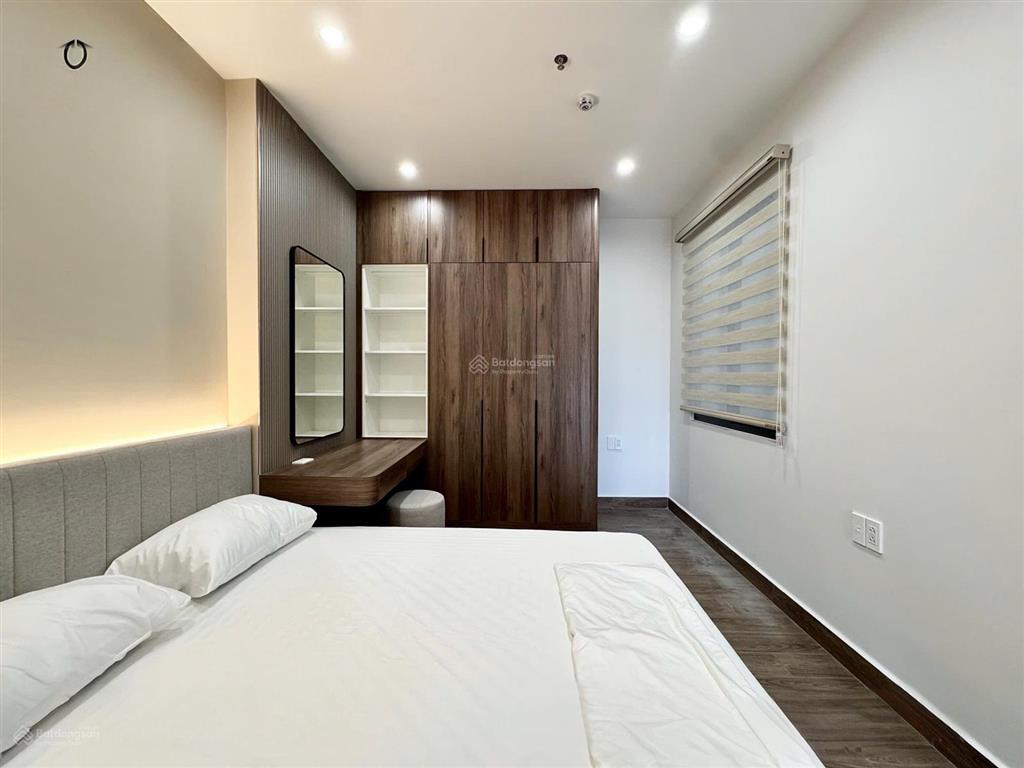 Cho thuê căn hộ 1 phòng ngủ 45m2 quận 1 có ban công, full nội thất trần quang khải, tân định