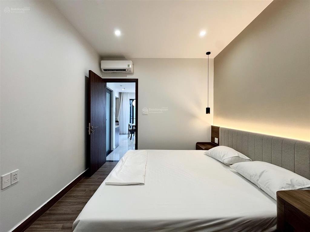 Cho thuê căn hộ 1 phòng ngủ 45m2 quận 1 có ban công, full nội thất trần quang khải, tân định