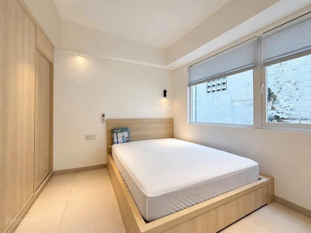 Cho thuê căn hộ 1 phòng ngủ quận 3 tone pastel xinh xắn, full nội thất 40m cách mạng tháng 8