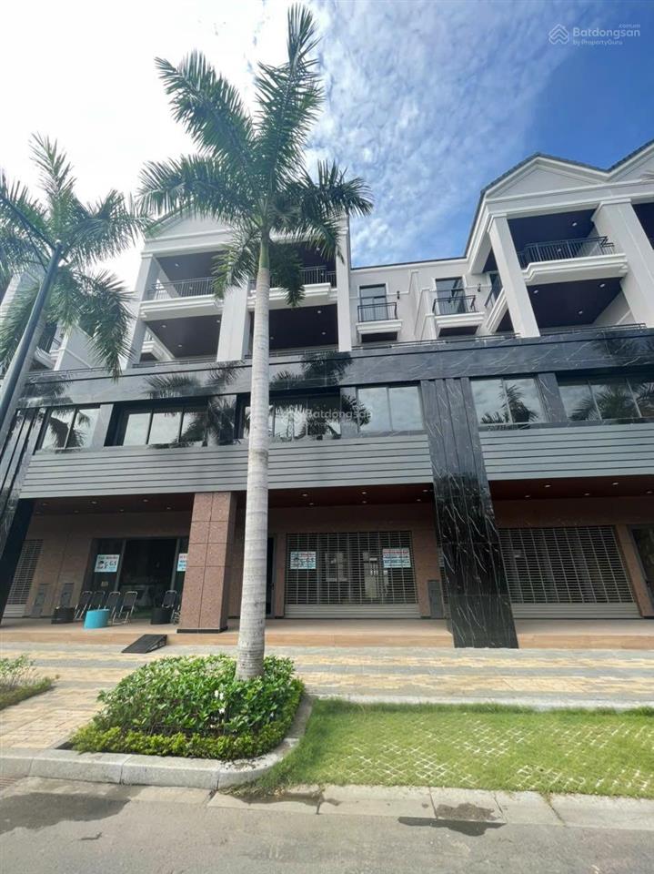 Bán shophouse căn góc tại gs metrocity đường nguyễn hữu thọ,24tỷ, 126m2. tổng 375m2 sàn sử dụng
