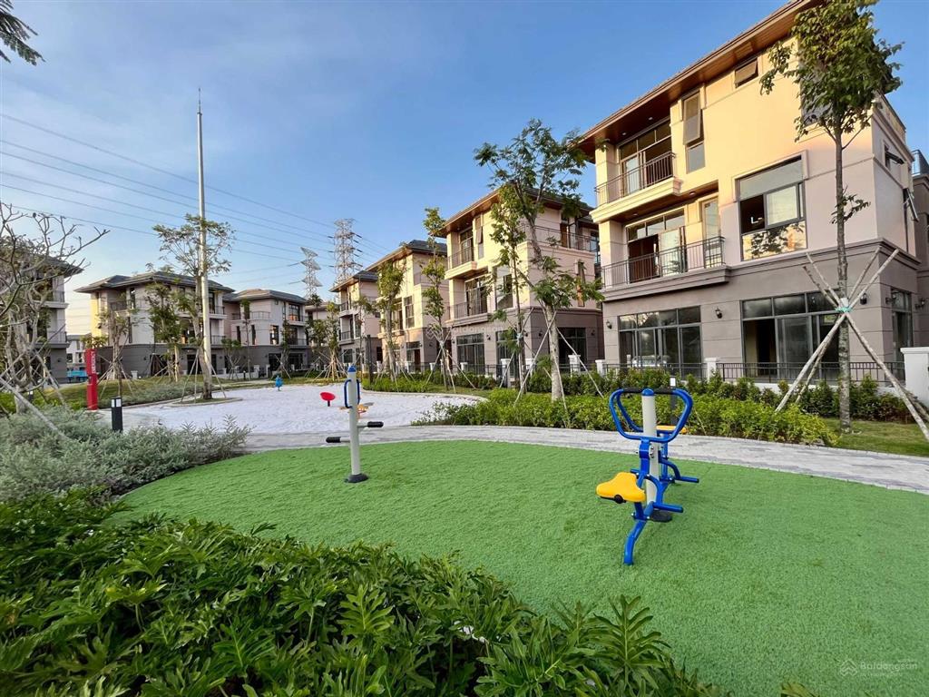 Bán biệt thự đơn lập gs metrocity nhà bè, dt 250m2 giá 34 tỷ